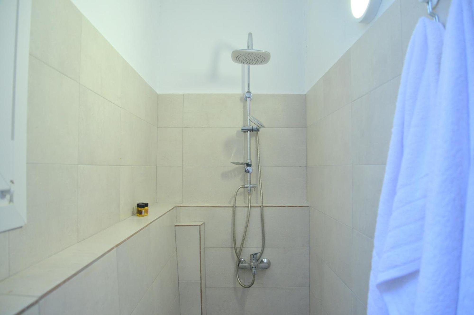 Blue Sea House Guest House Klima  Ngoại thất bức ảnh